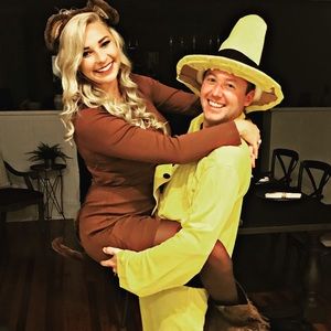 Man in the Yellow hat Halloween Costume 🎃